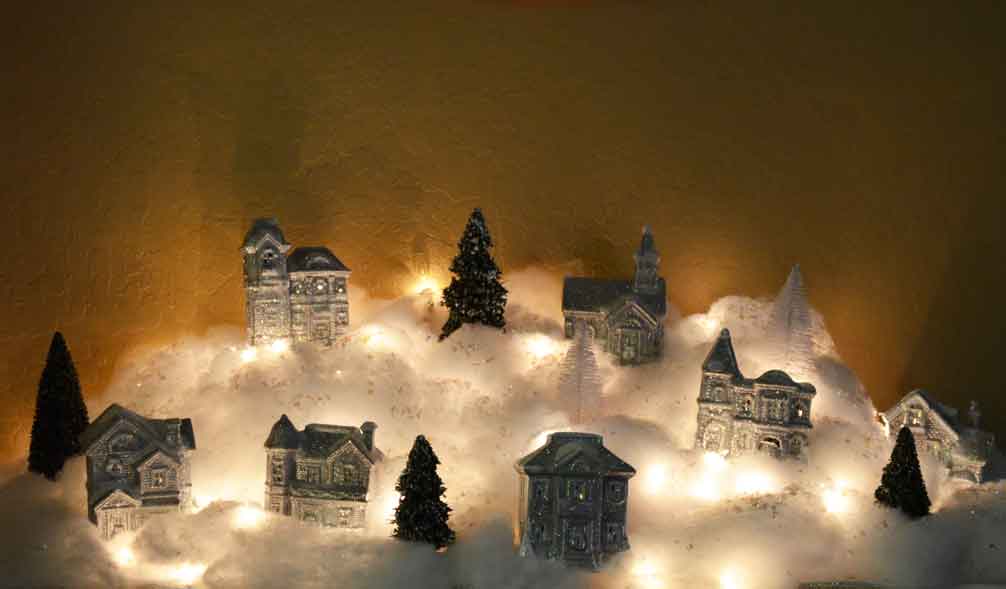 Glitter-Christmas-Village