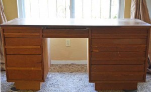 how to antique desk in 4 easy steps