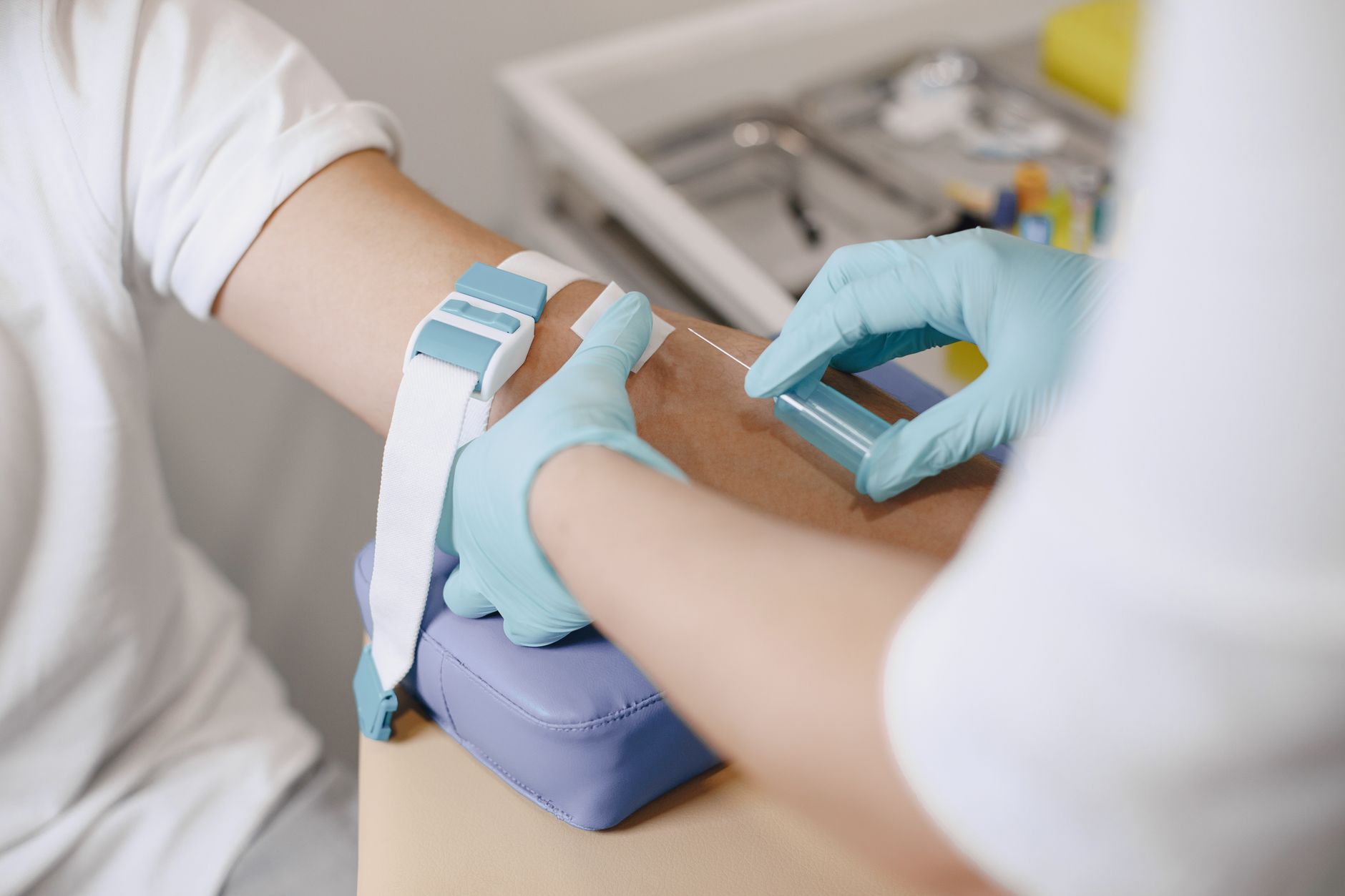 Travel Phlebotomist Salary Insights for 2023 and Beyond